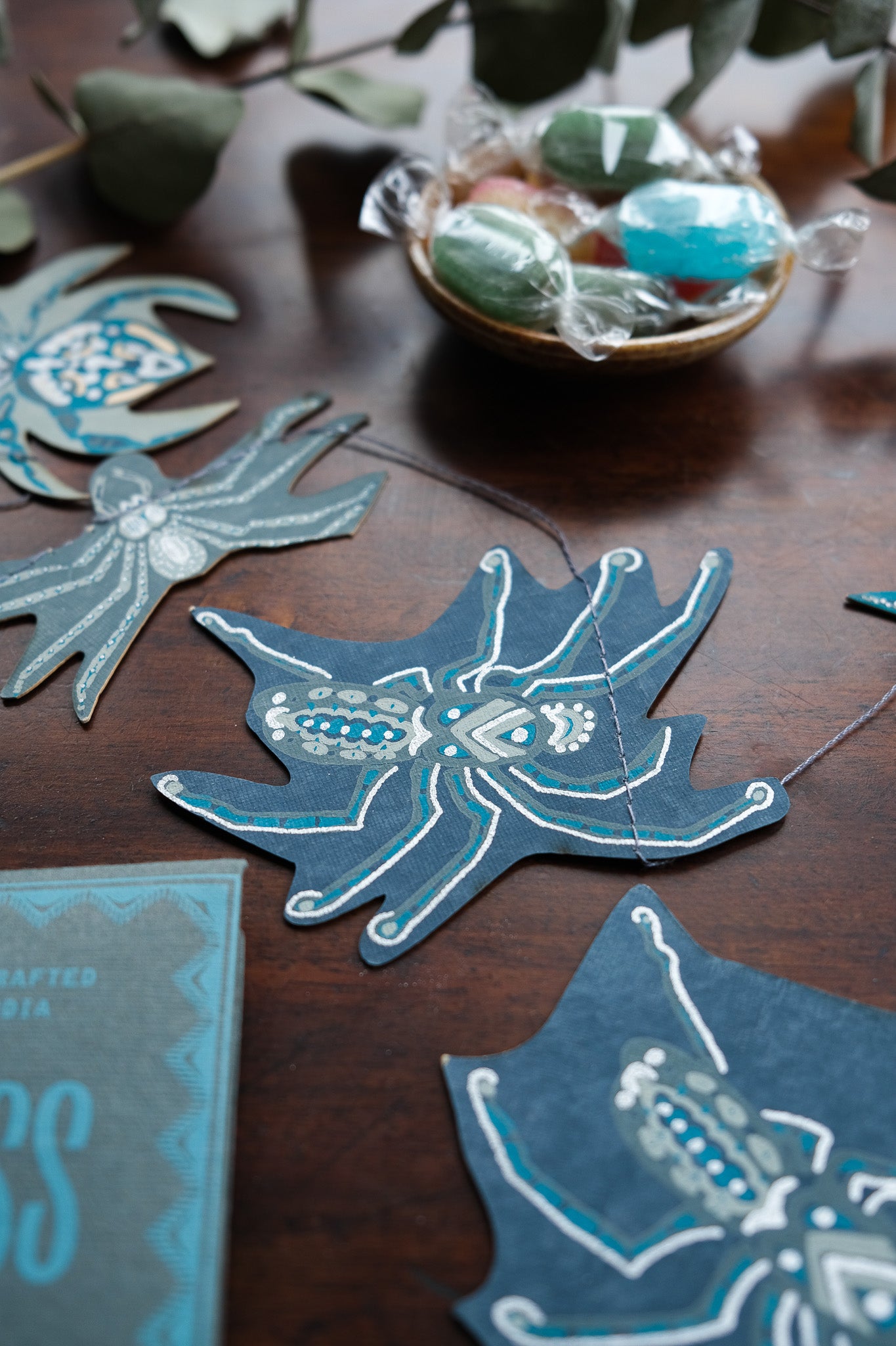 Creeping Spider Sewn Garland