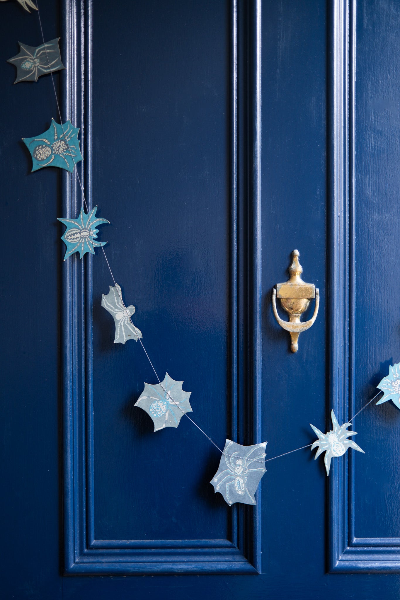 Creeping Spider Sewn Garland