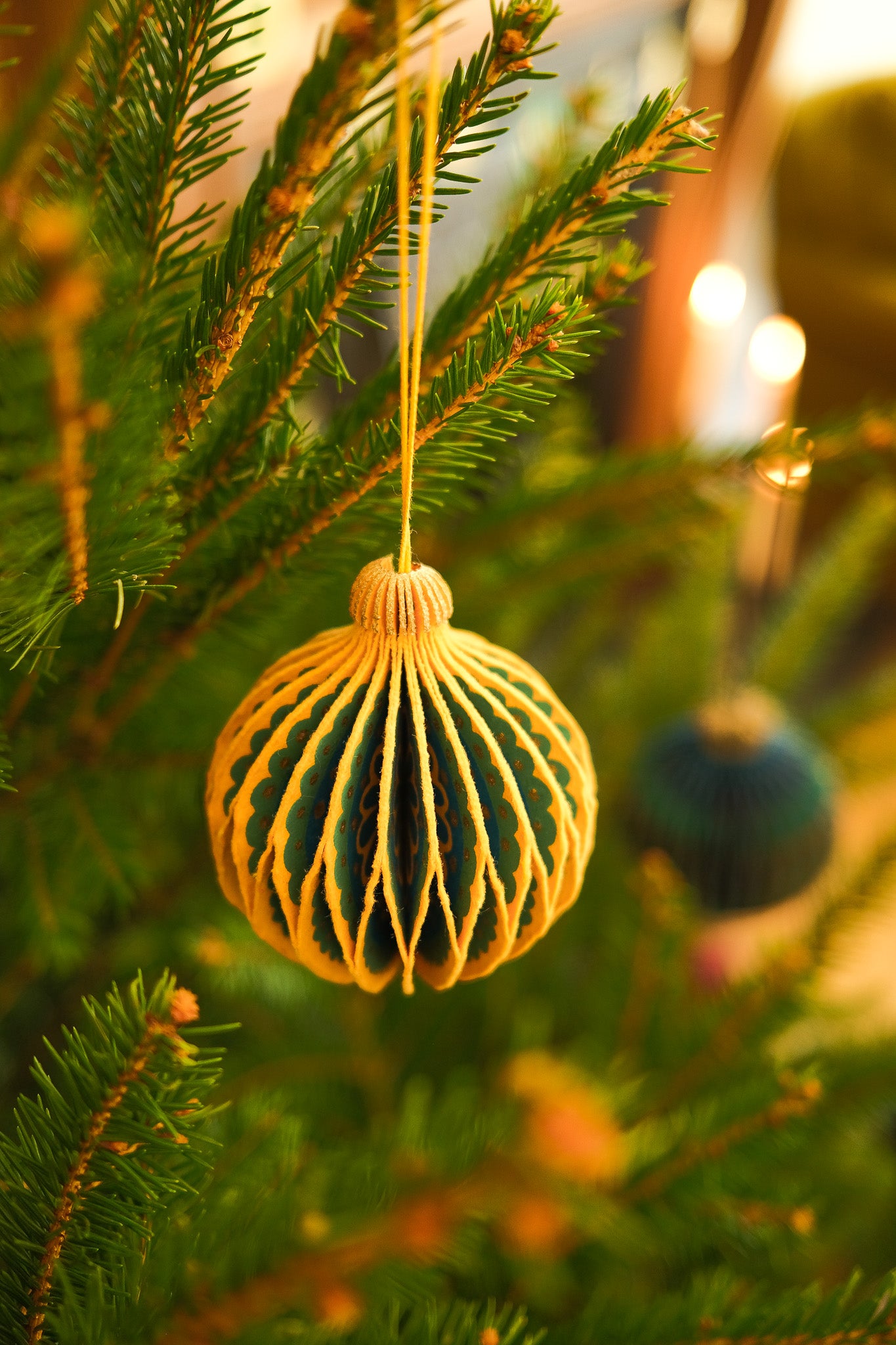 Yellow Bauble Honeycomb