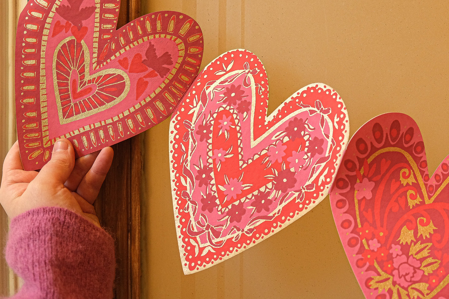 Hearts Concertina Garland