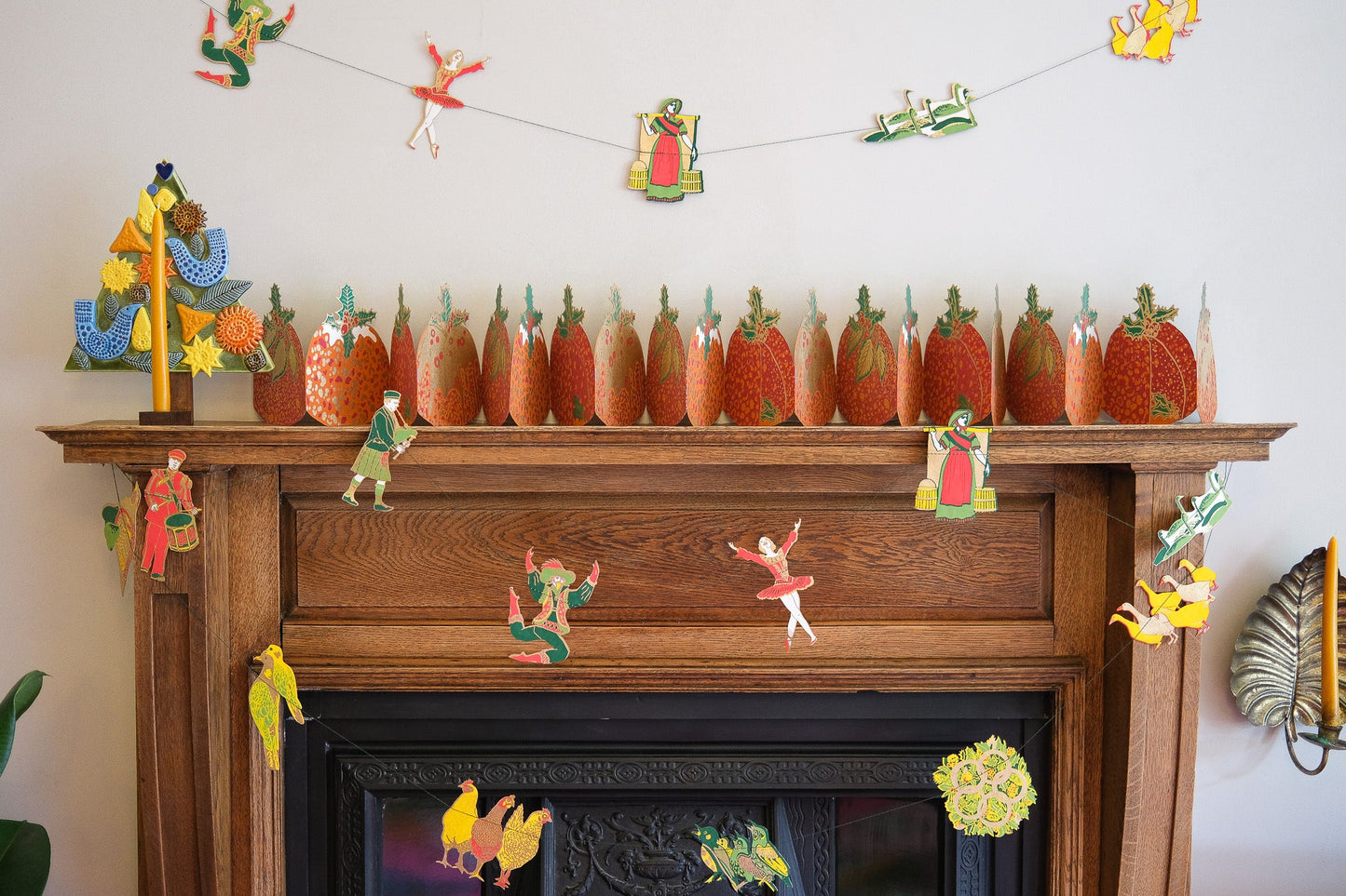 Christmas Puddings Concertina Garland