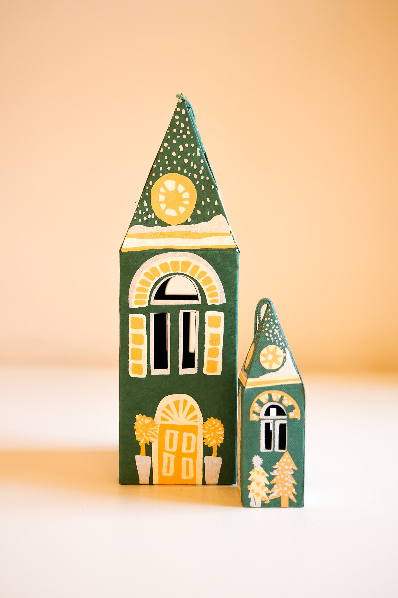 Large Winter Steeple Board Decoration