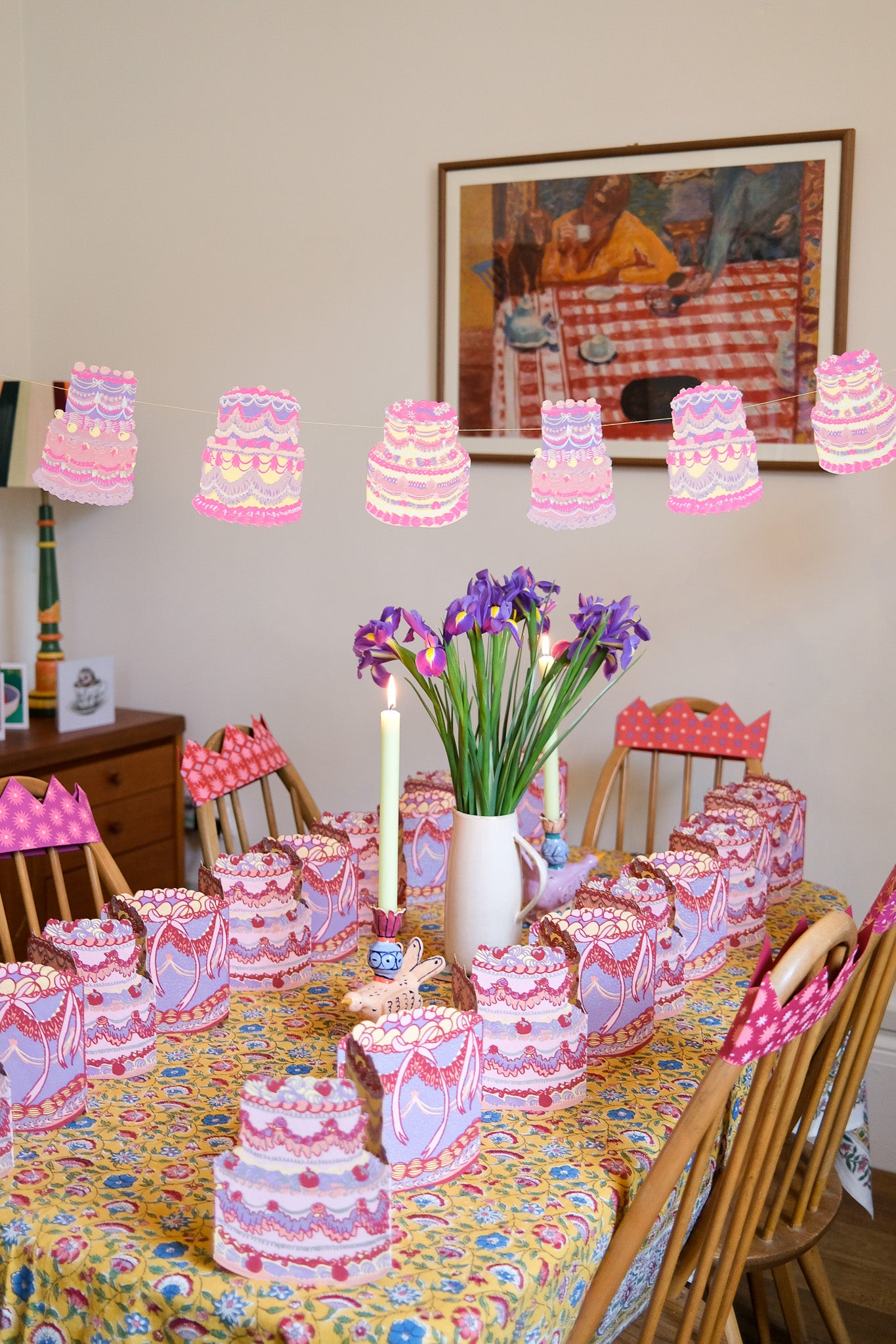BIRTHDAY CAKE CONCERTINA GARLAND