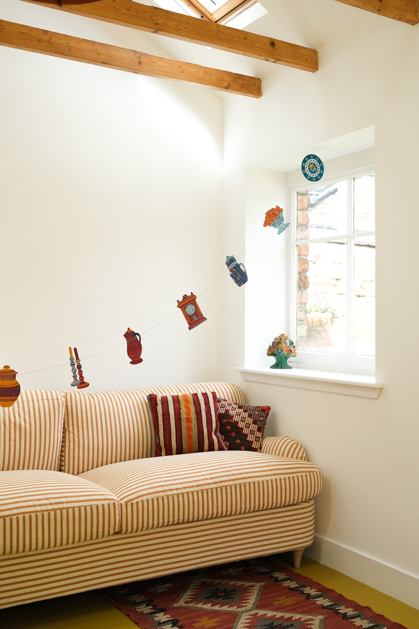 Bloomsbury Mantelpiece Sewn Garland