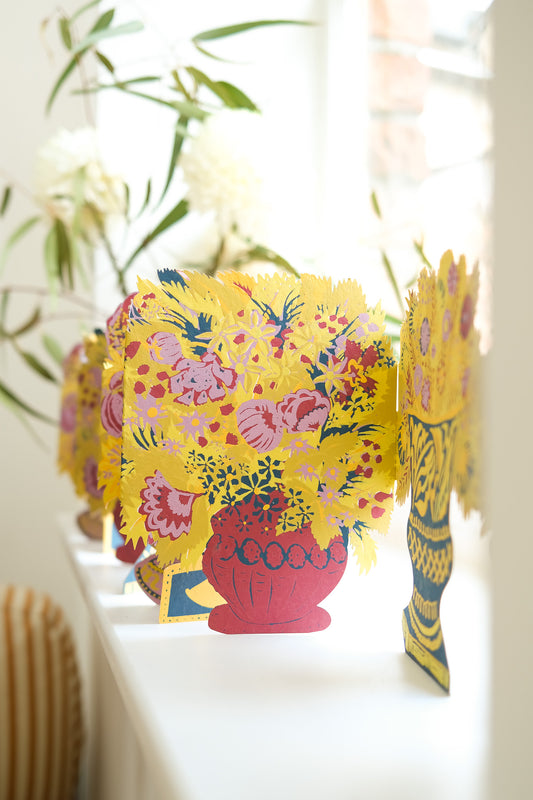 Bloomsbury Floral Vases Concertina Garland