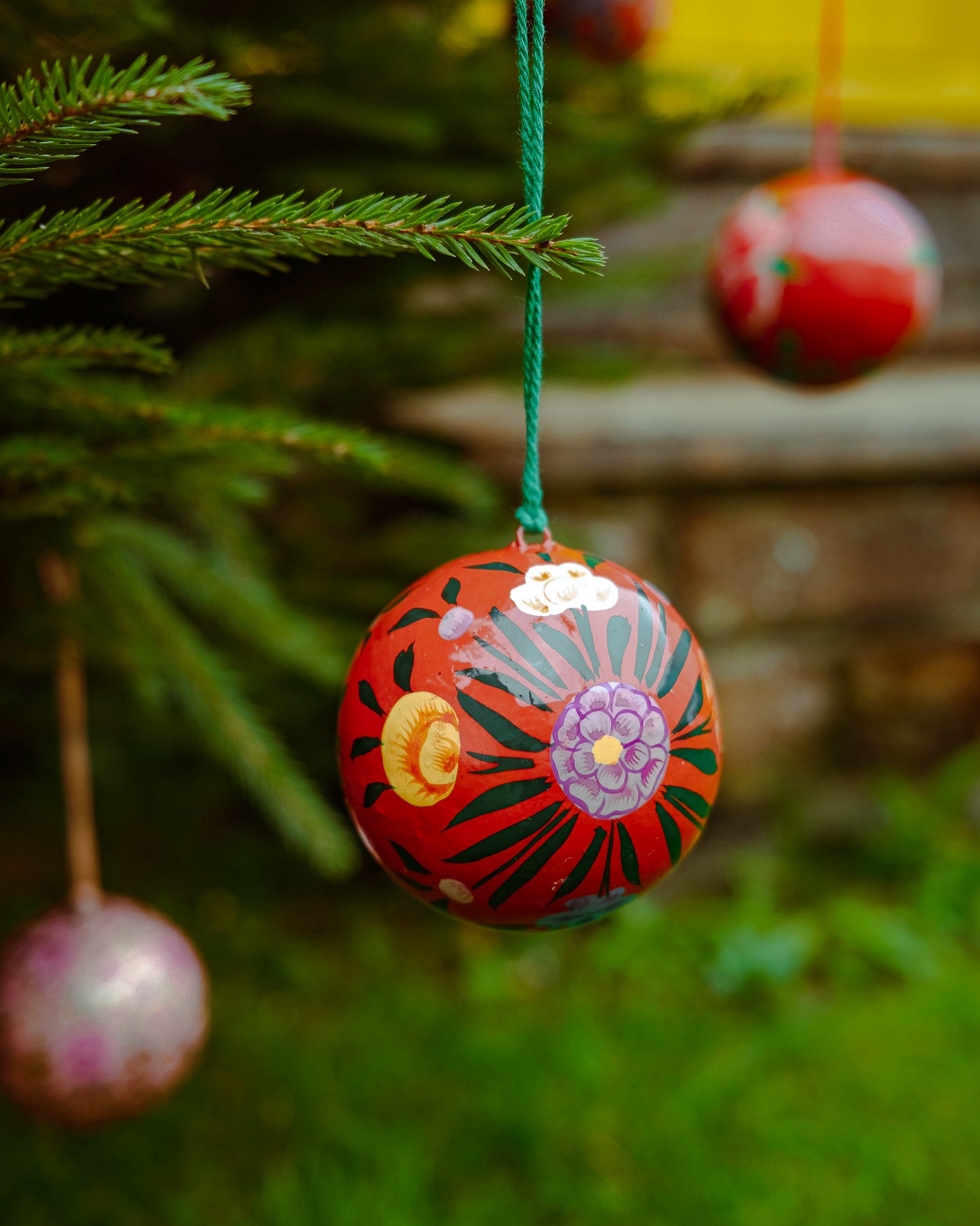 Red Bouquet Bauble