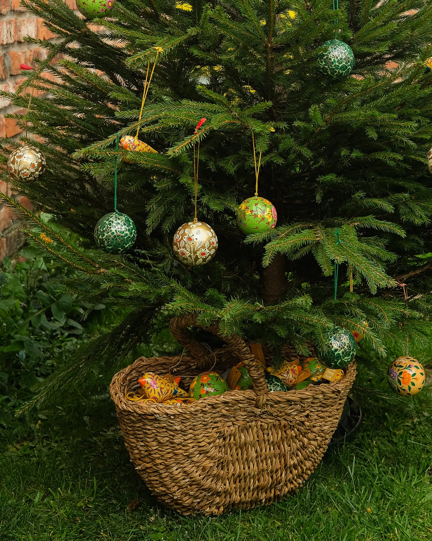 Gold and White Bauble