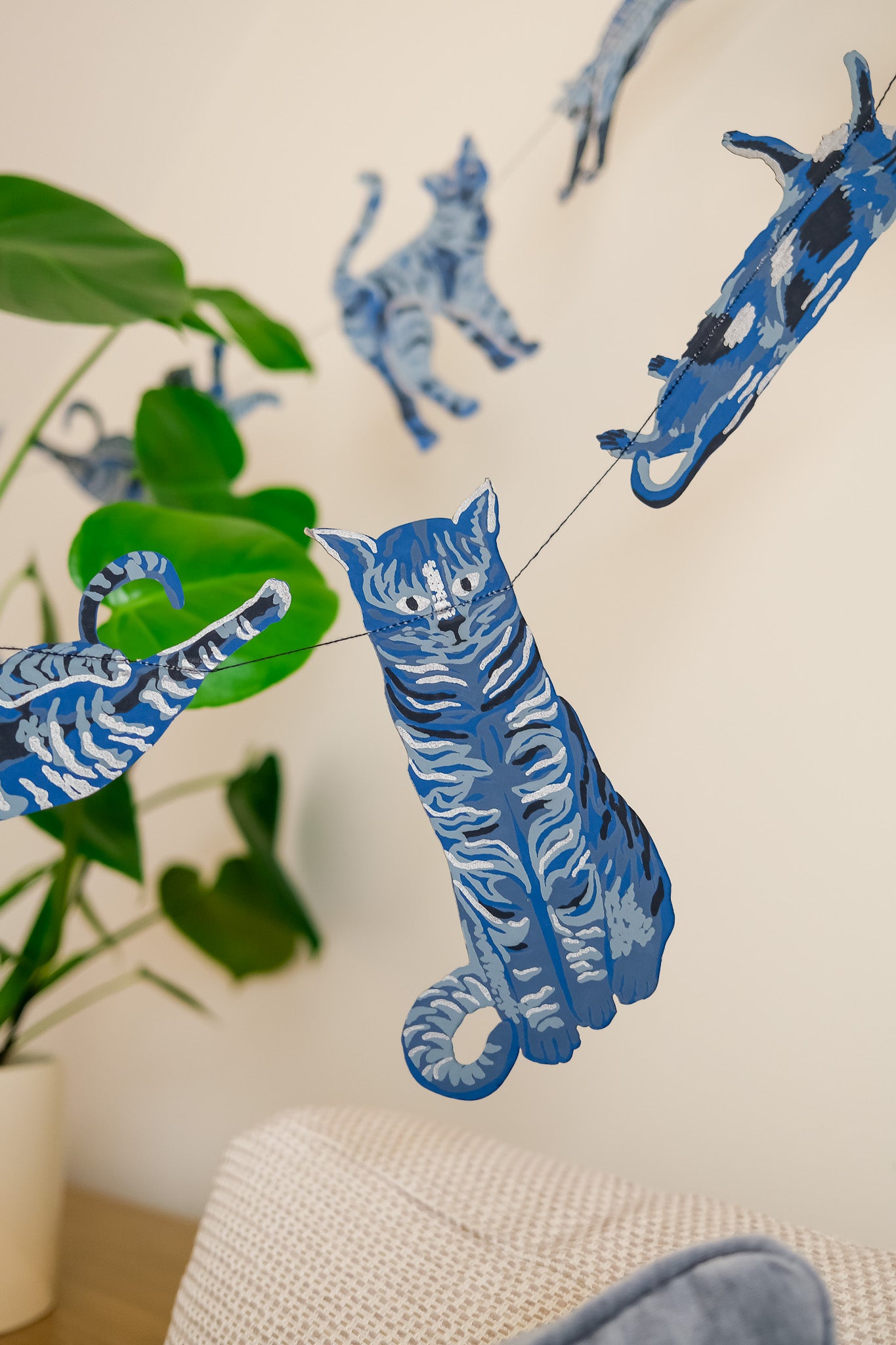 Alley Cats Sewn Garland