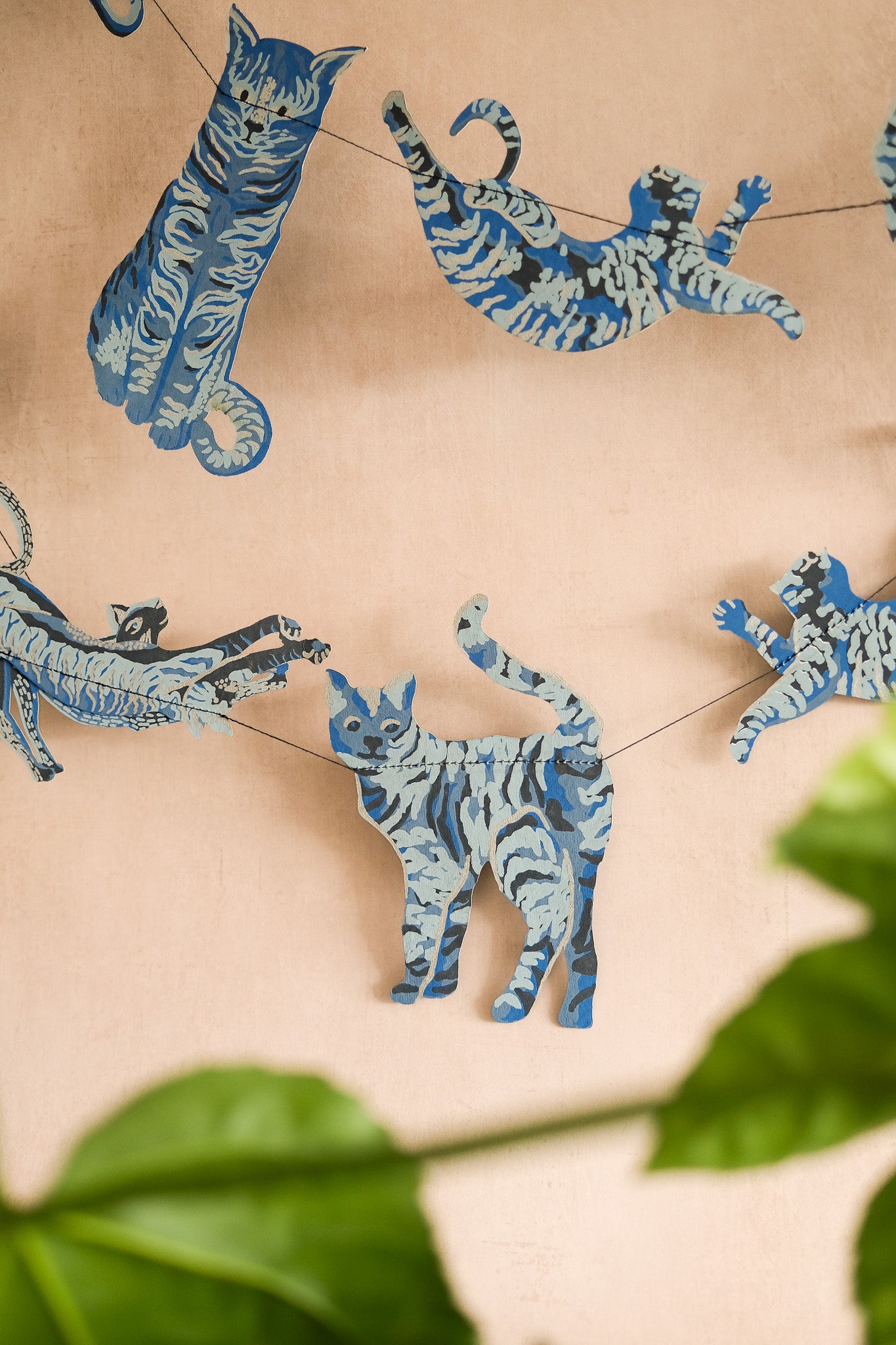 Alley Cats Sewn Garland