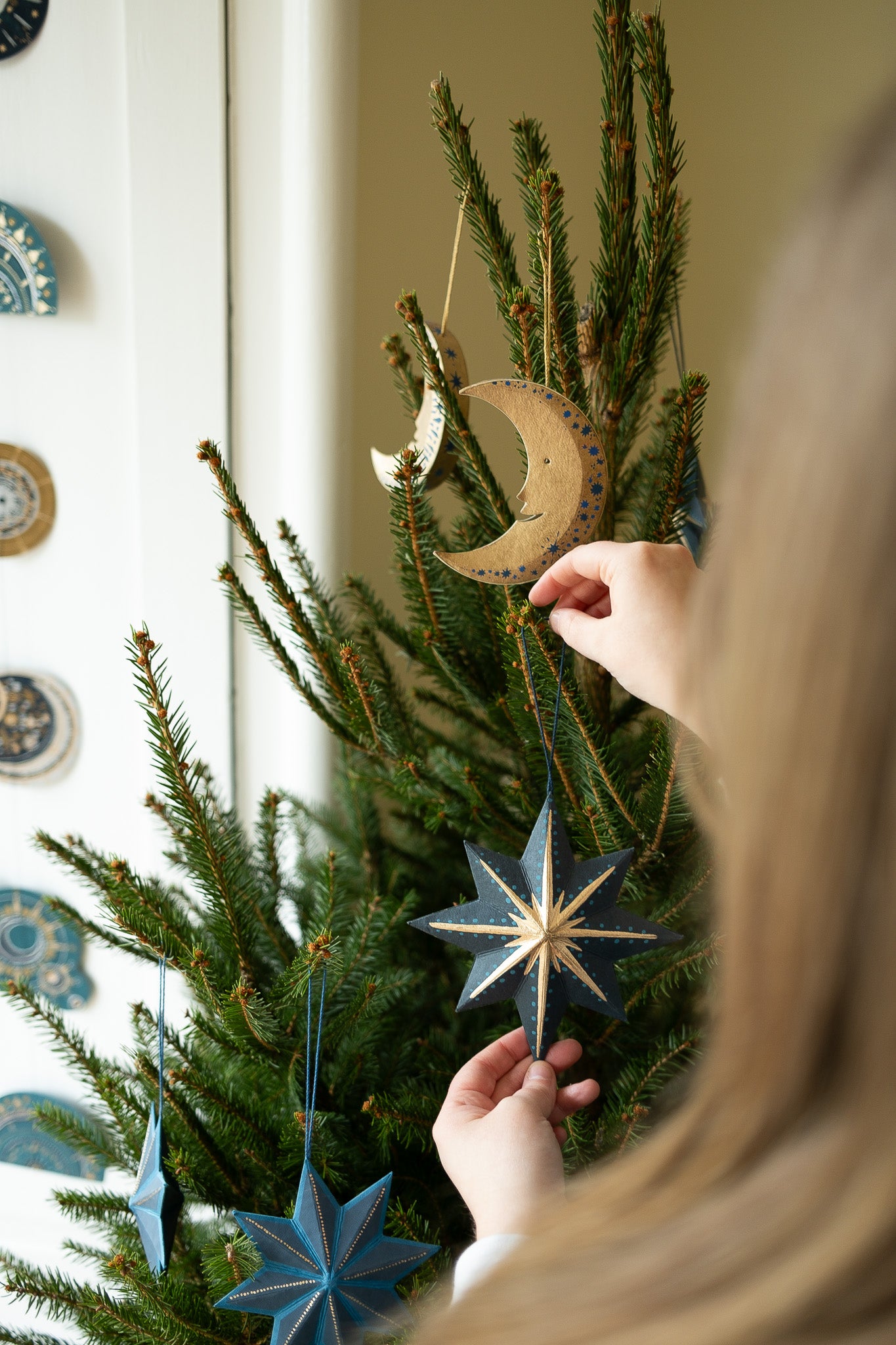 Twinkling Star Board Ornament