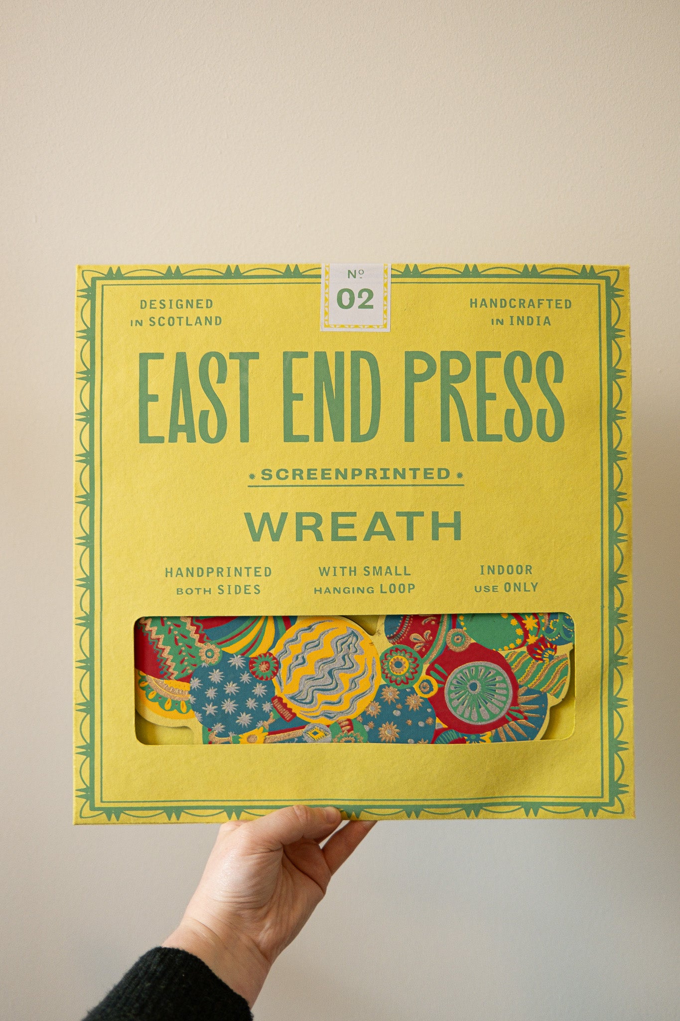 Bauble Cotton Board Wreath