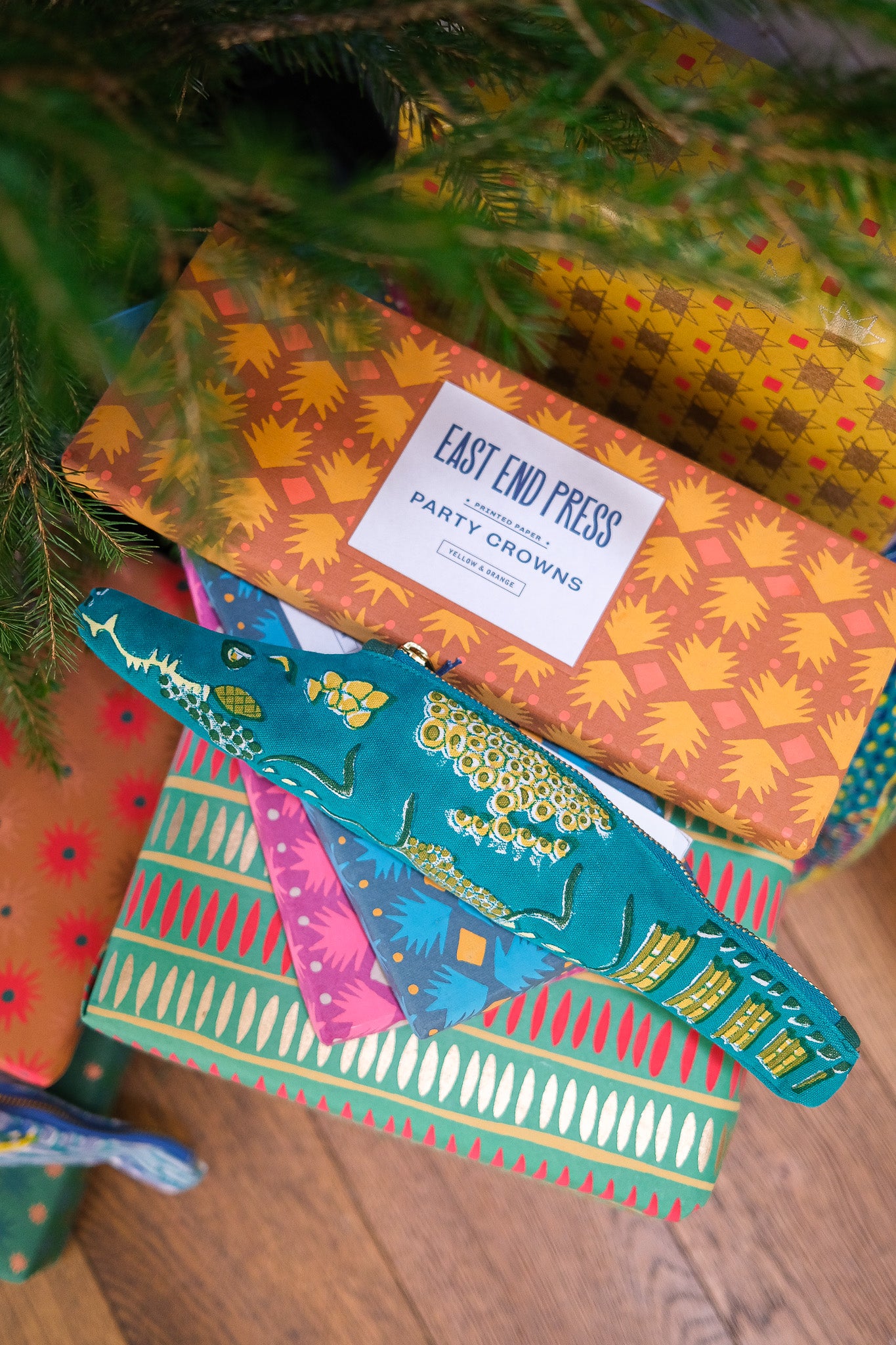 Alligator Fabric Case