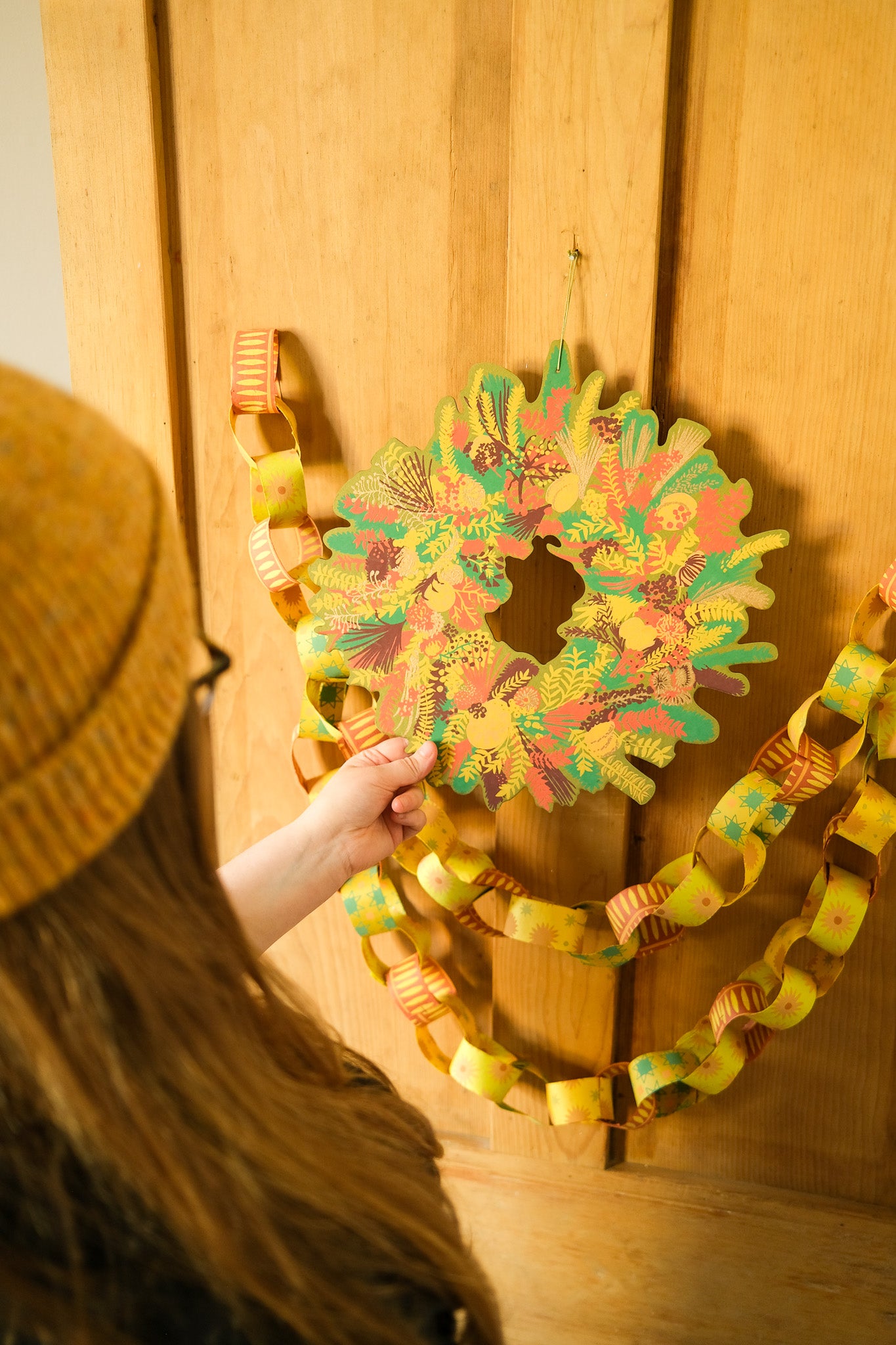 Winter Blooms Cotton Board Wreath